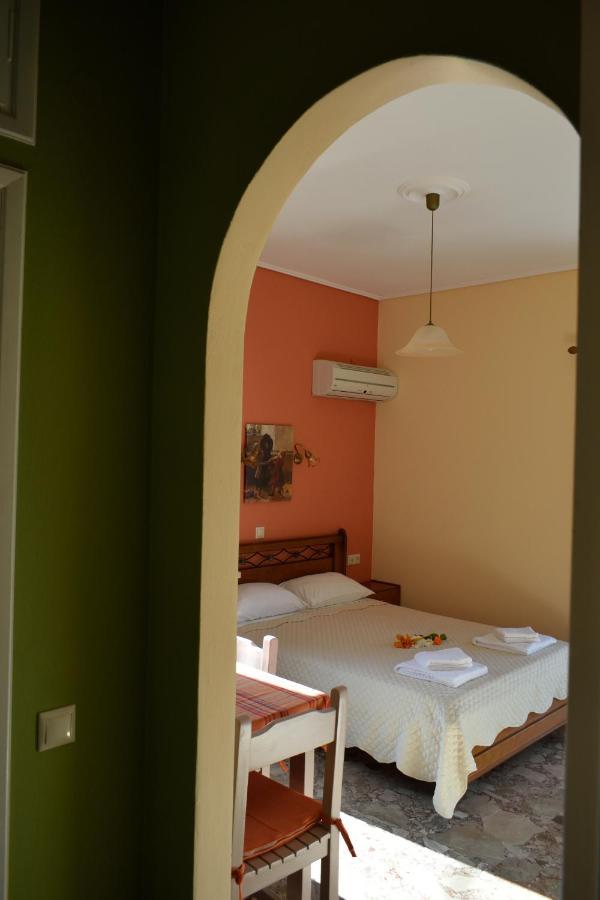 Stamoulis Apartments Agia Efimia Exterior photo